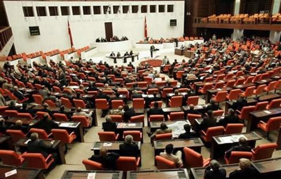 100 bin sözleşmeli kadrolu oluyor!