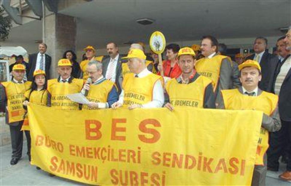 Büro Emekçileri Sendikası maaşlarda artış istedi